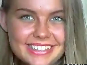 Jiggish Euro Duo Love To Fuck On The Net