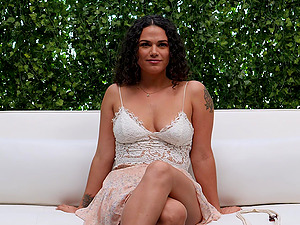 Curly haired chick Amorina wants to get drilled hard in POV